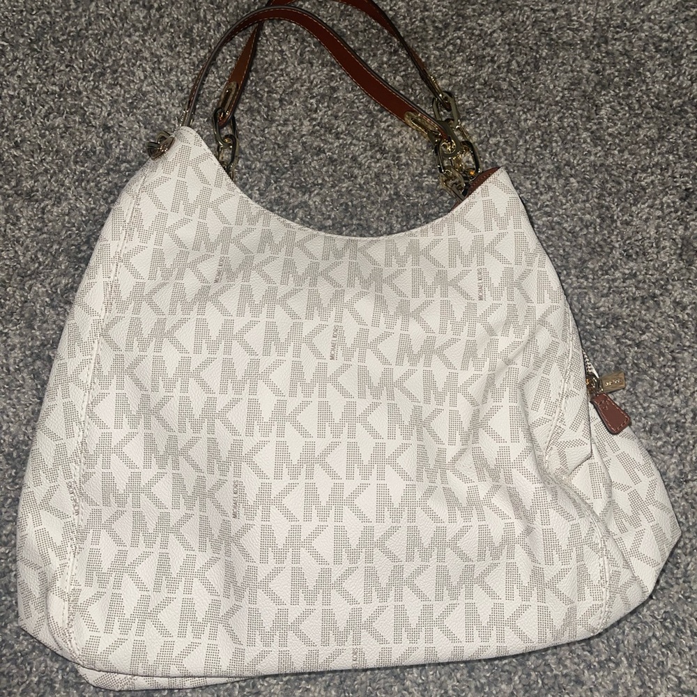 Michael Kors Fulton Large Shoulder Bag! NWT and Dust Bag!